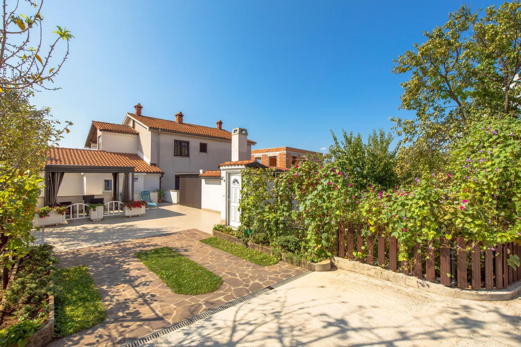 Apartman Slavica Рийека Екстериор снимка